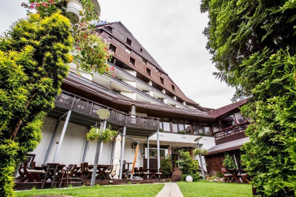 Alpin Resort Apartments Deluxe 2406 Poiana Brasov Buitenkant foto